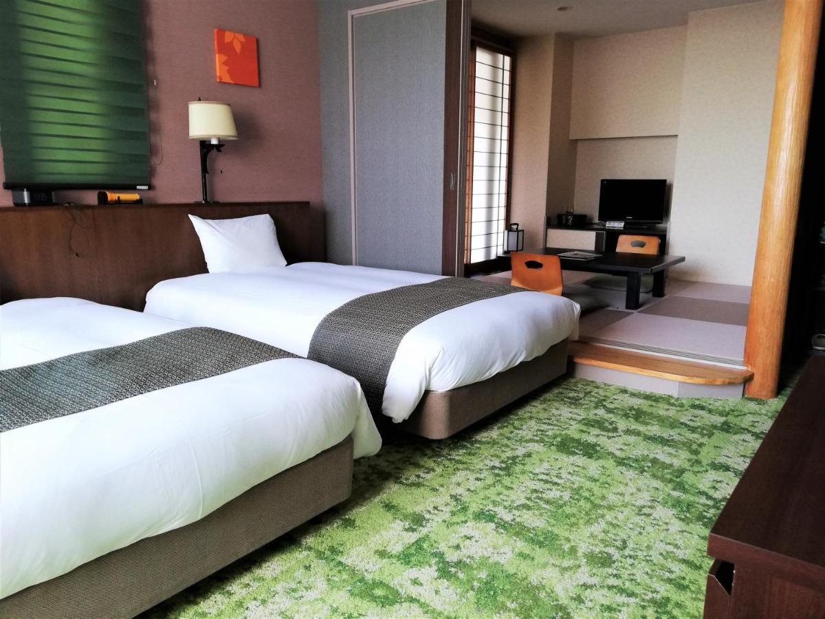 Hakuba Mominoki Hotel Екстериор снимка