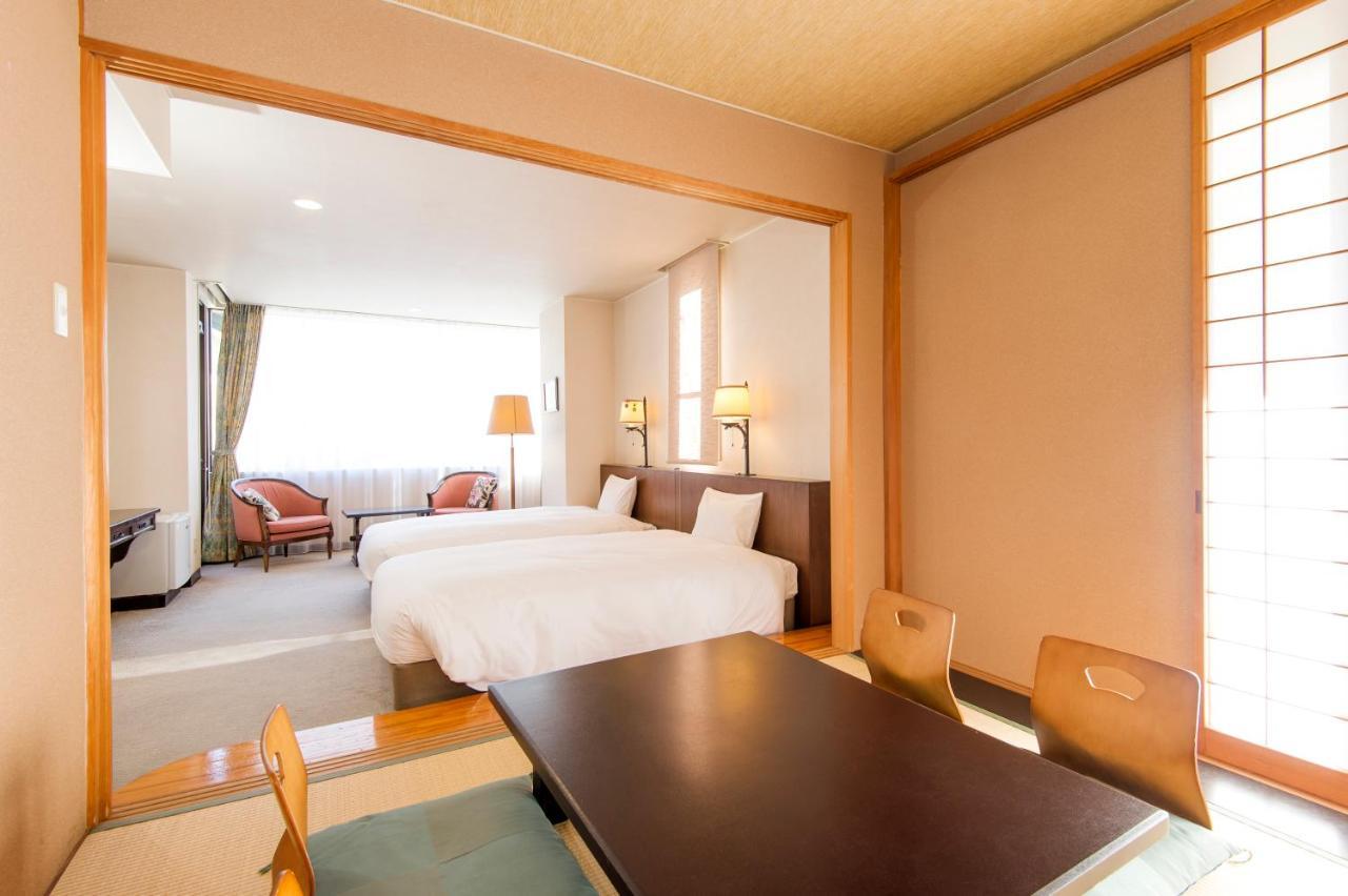 Hakuba Mominoki Hotel Екстериор снимка